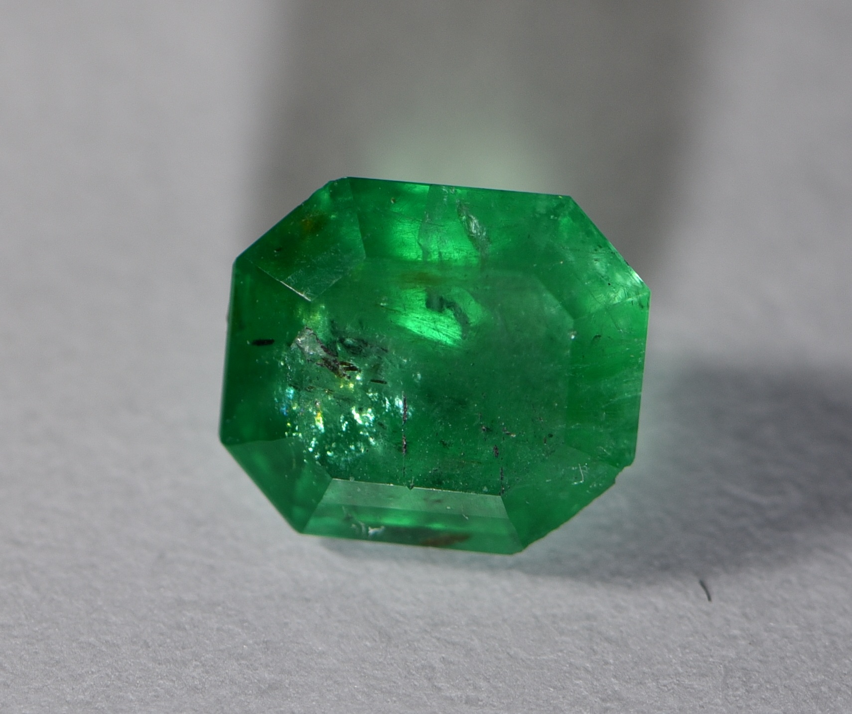 facettierter Smaragd (0,89 ct)